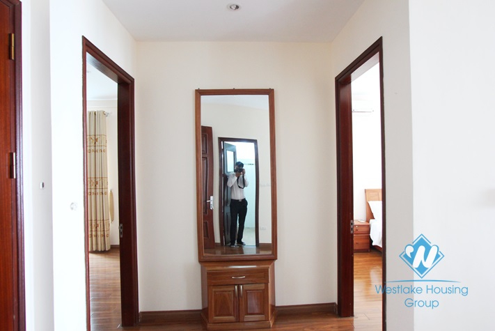Lake view apartment for lease in Yen Phu Village, Tay Ho, Ha noi 